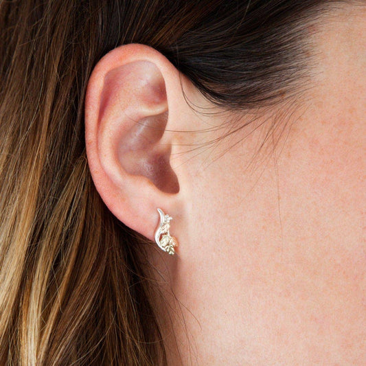 Sterling silver curved leaf earrings by Mt. Rushmore Black Hills Gold